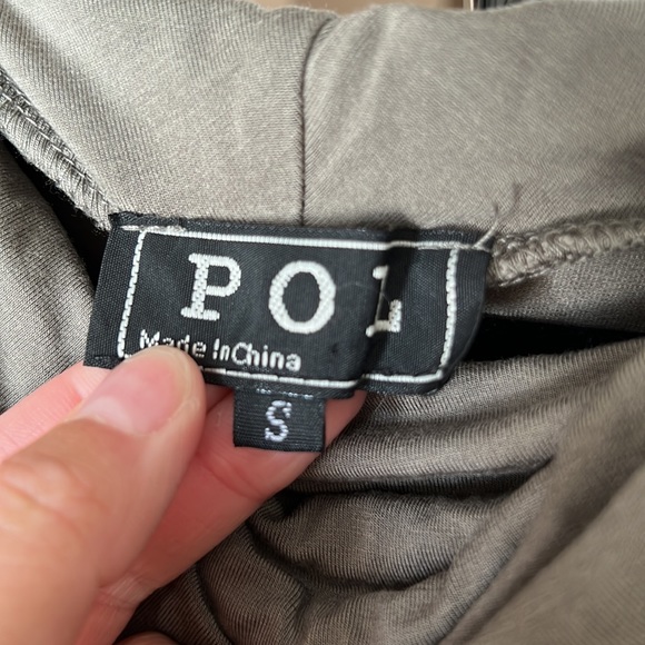 POL Poncho - Picture 8 of 9